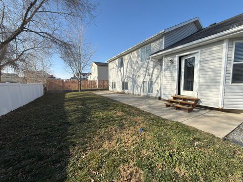 Tiny photo for 3971 W 975 S, Syracuse, UT 84075 (MLS # 2132608)