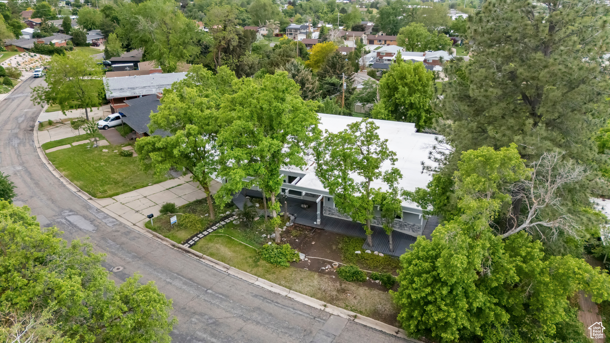 4203 S College Dr, Ogden, Utah image 3