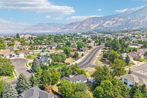 Tiny photo for 1005 EDGEWOOD DR, South Ogden, UT 84403 (MLS # 2177345)