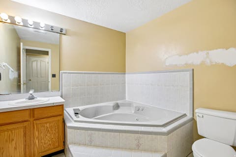 Tiny photo for 1005 EDGEWOOD DR, South Ogden, UT 84403 (MLS # 2177345)