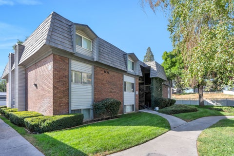Photo of 1635 WOODLAND DR, Provo, UT 84604 (MLS # 2185269)