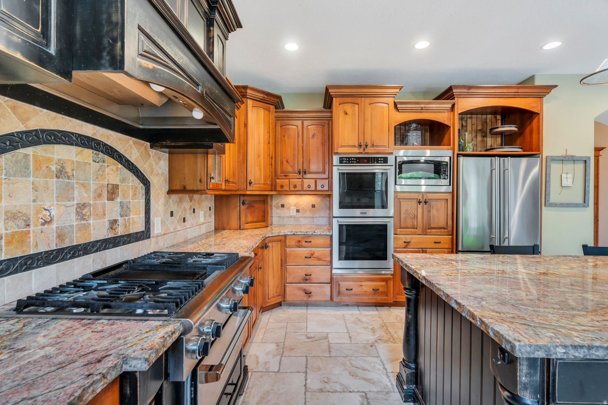 FOOTHILL MEADOWS - Residential