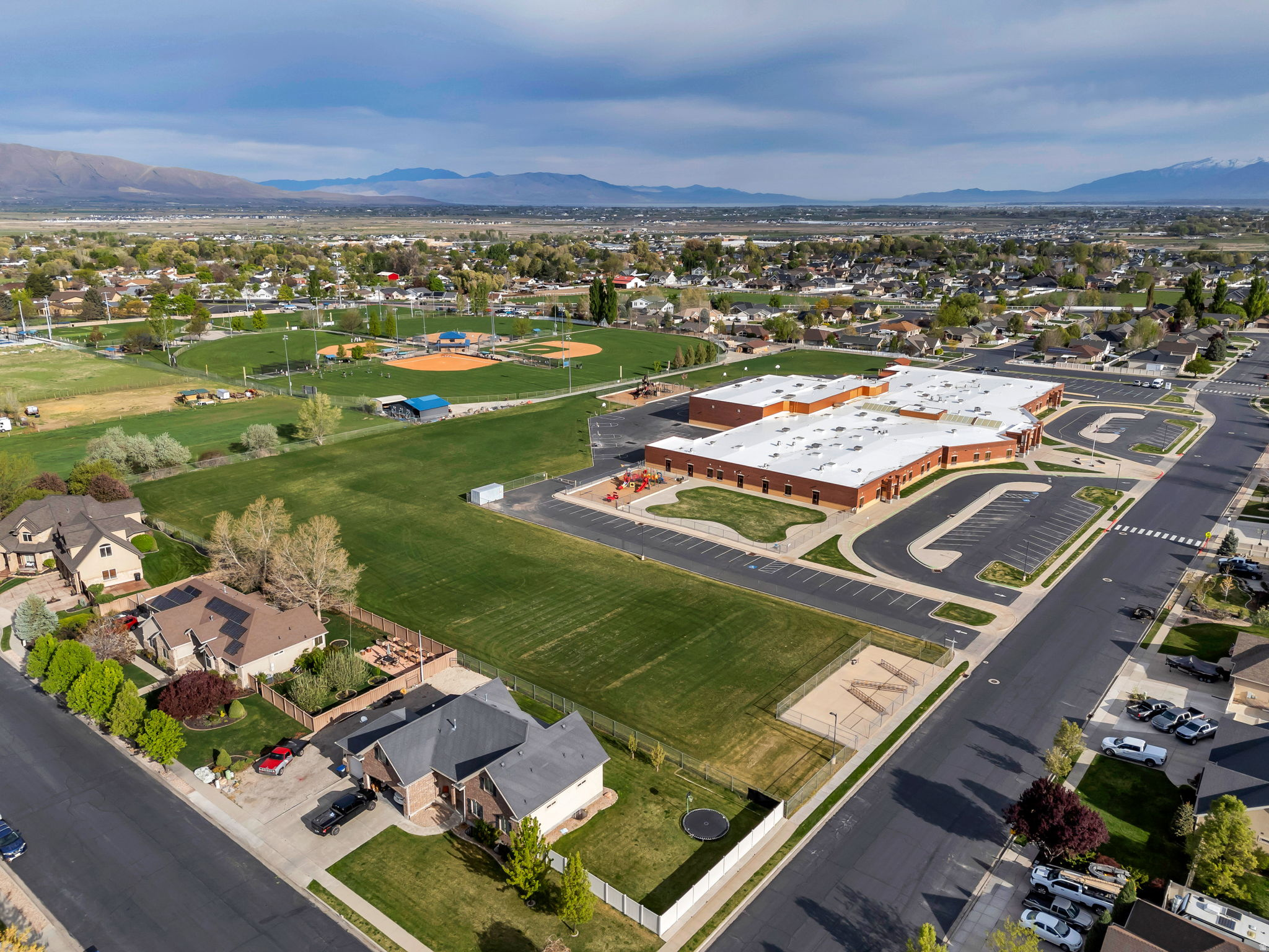 FOOTHILL MEADOWS - Residential