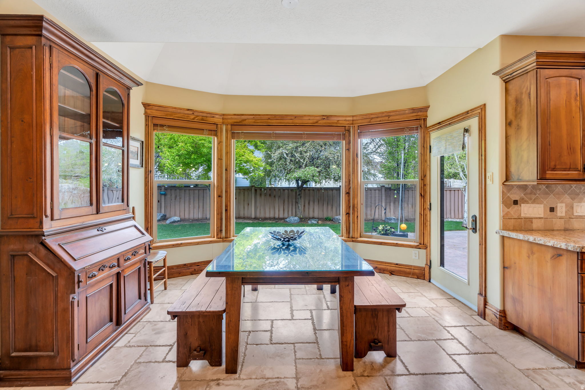 FOOTHILL MEADOWS - Residential