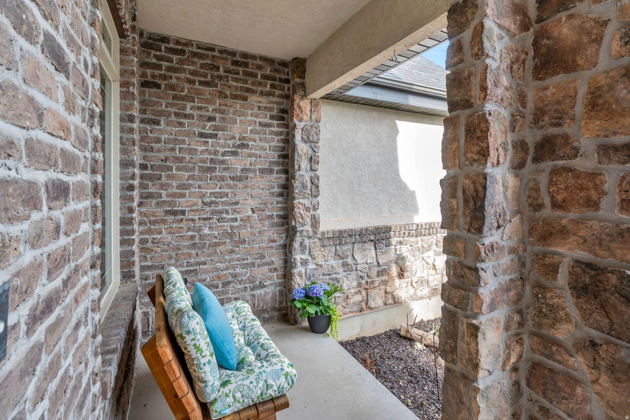 FOOTHILL MEADOWS - Residential