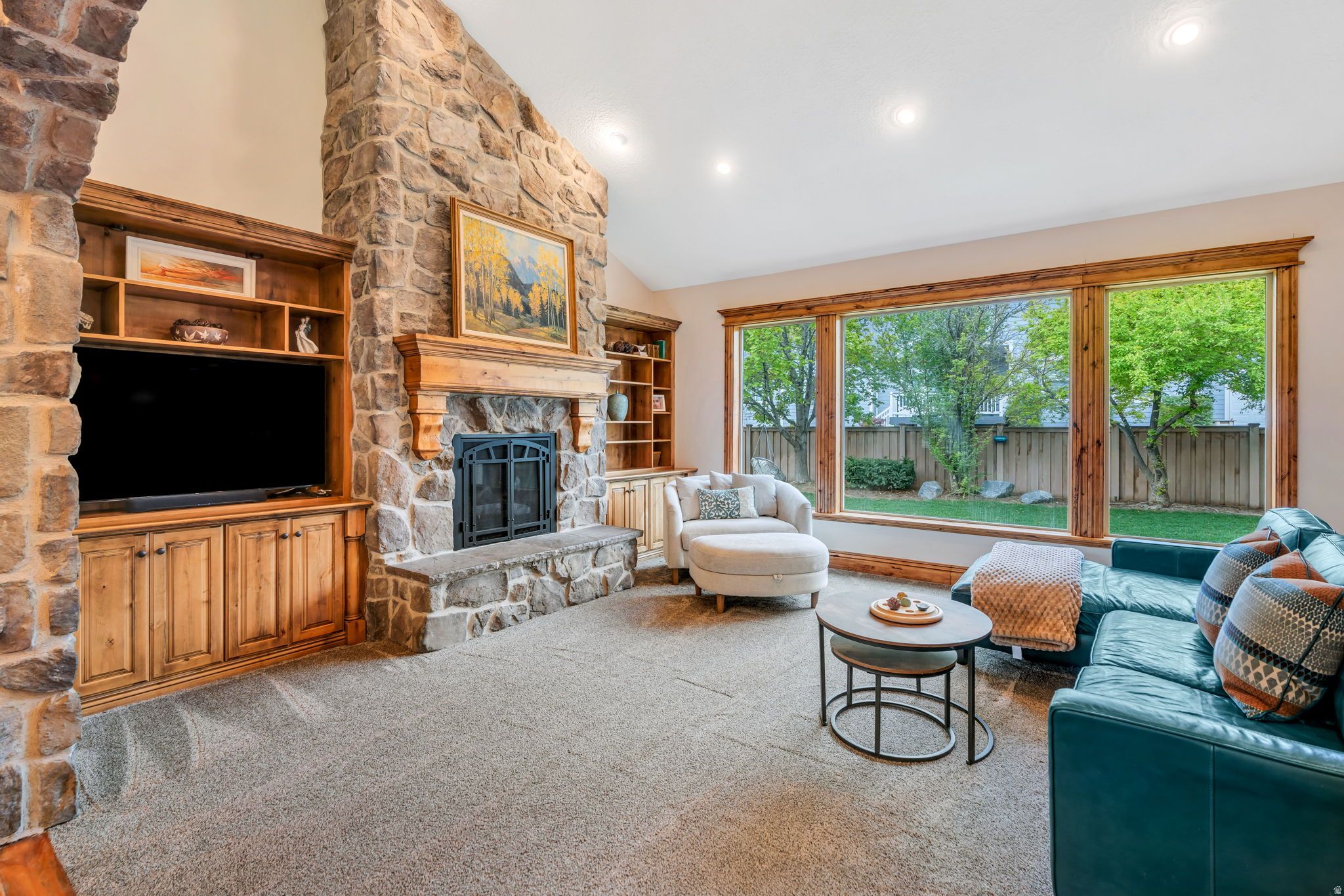 FOOTHILL MEADOWS - Residential