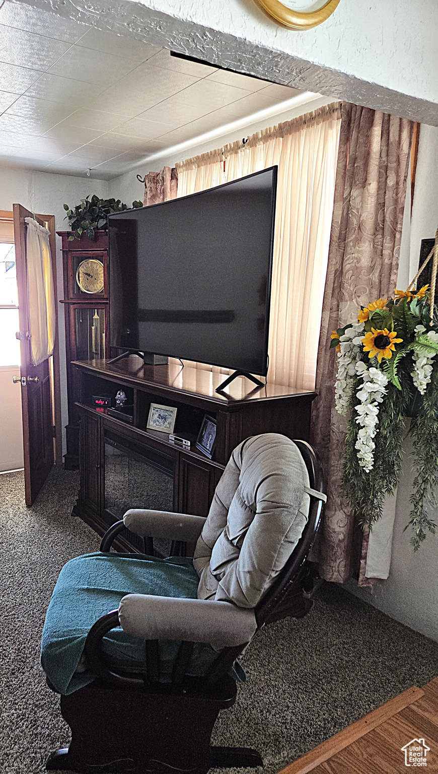 157 E 100, Wellington, Utah image 3