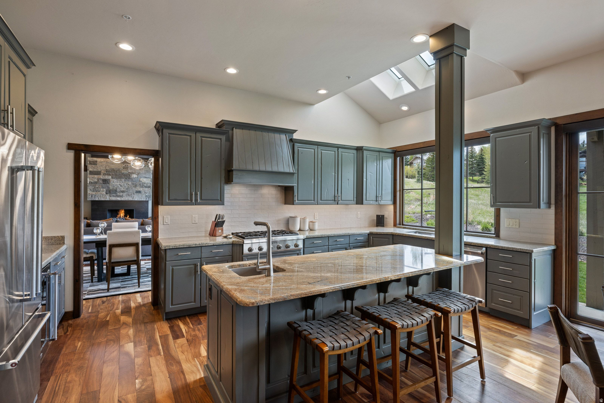 FAIRWAY MEADOWS - Residential