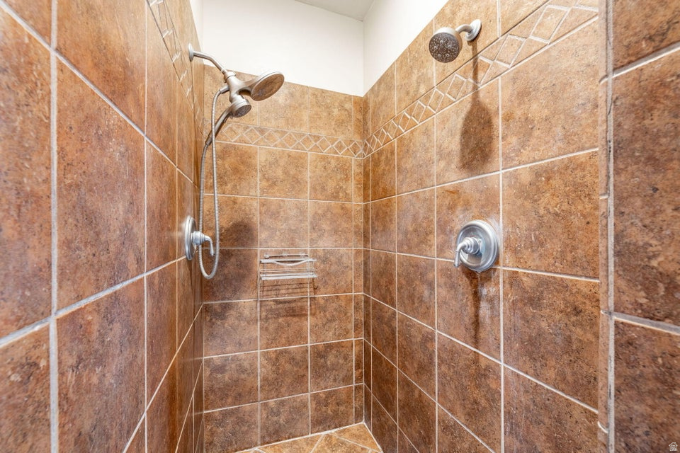 PARADISE EST - Residential