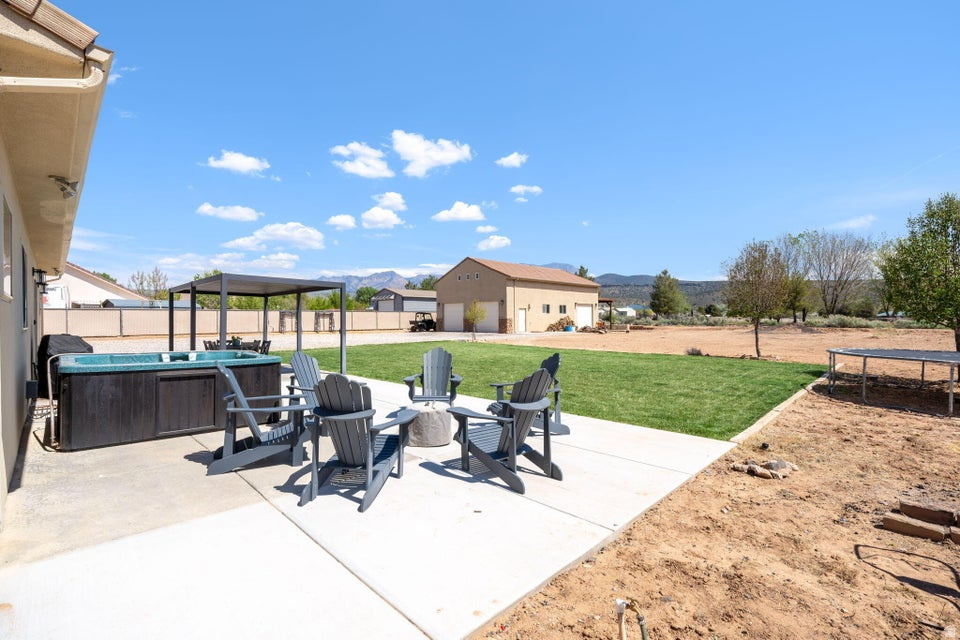 PARADISE EST - Residential