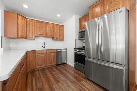 Tiny photo for 135 E 100 N, Spanish Fork, UT 84660 (MLS # 2137944)
