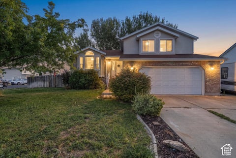 Tiny photo for 1598 N 2530 W, Clinton, UT 84015 (MLS # 2186898)