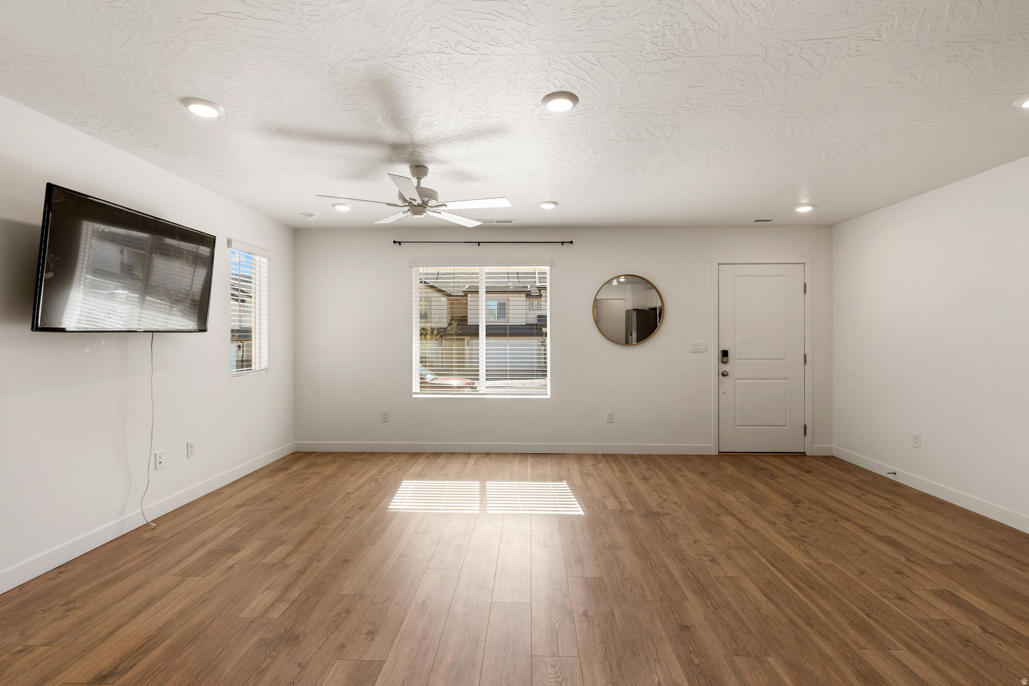 LONG VALLEY - Residential