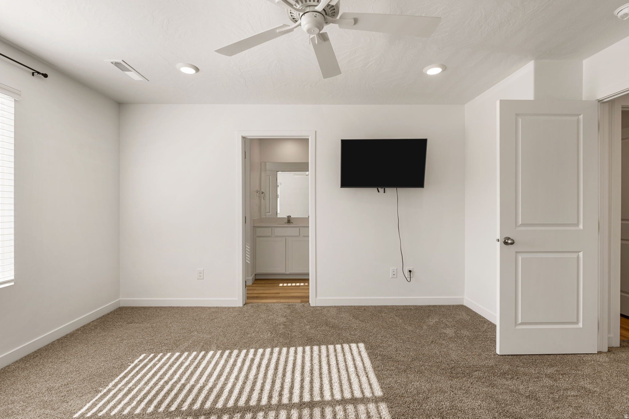 LONG VALLEY - Residential