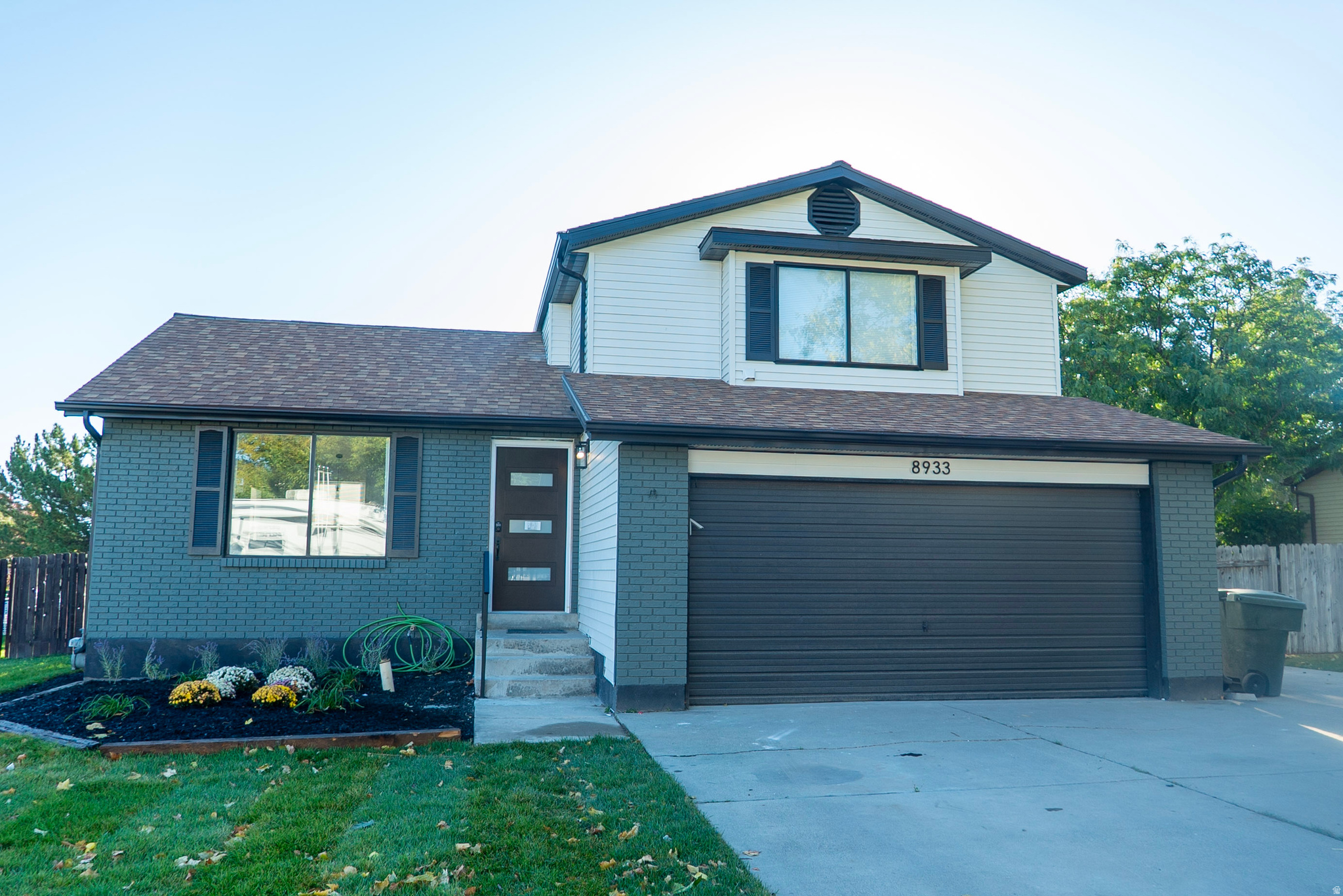 VALLEY WEST - Residential