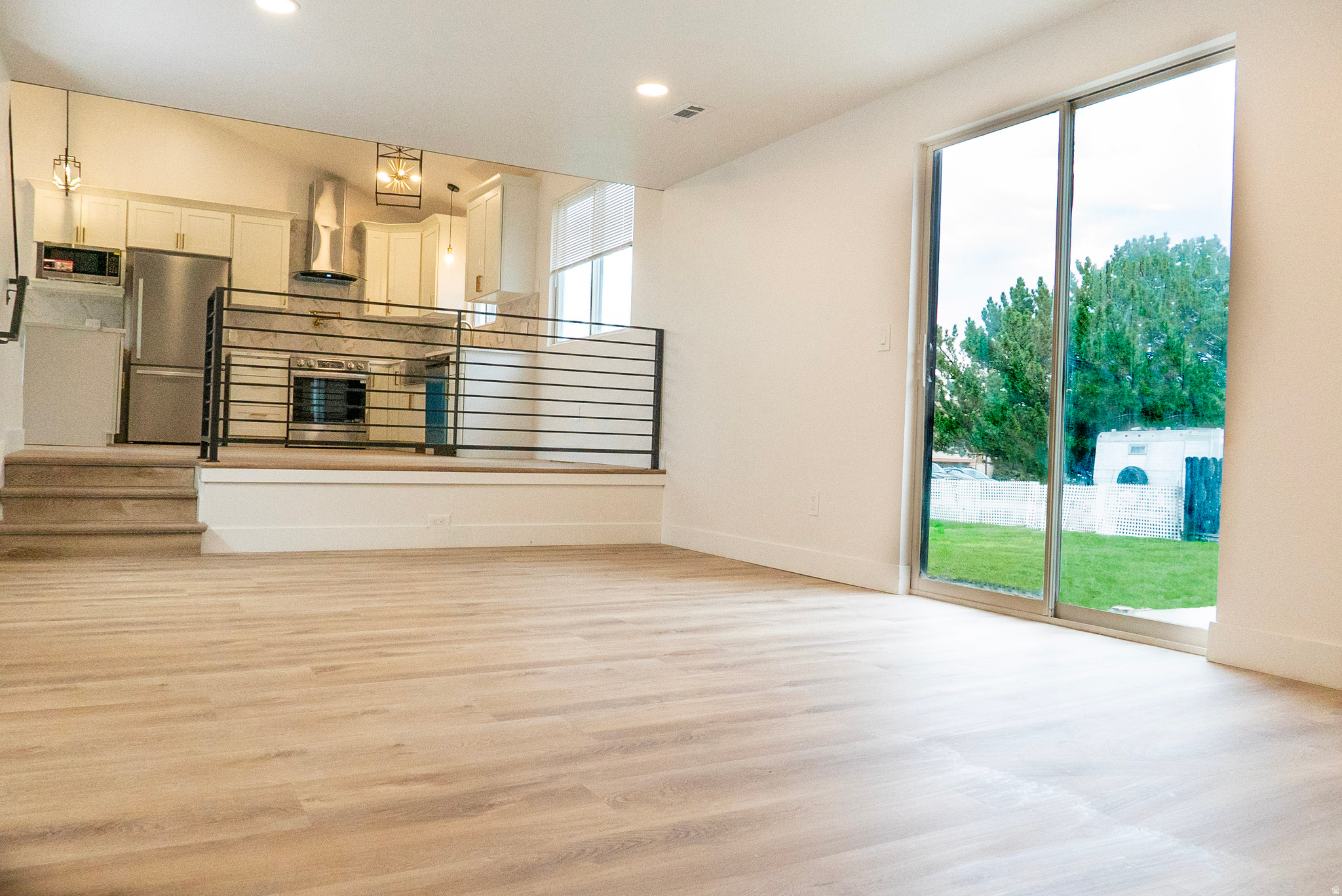 VALLEY WEST - Residential