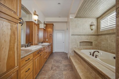 Tiny photo for 3205 E DANISH WAY, Cottonwood Heights, UT 84121 (MLS # 2142919)