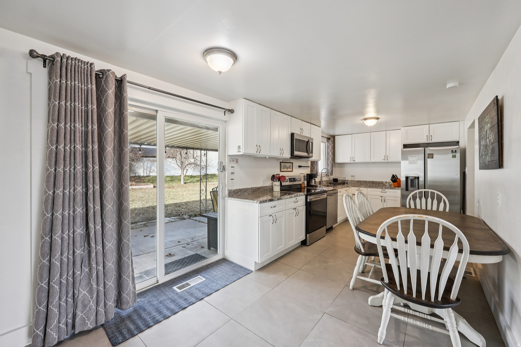 VAE VIEW - Residential