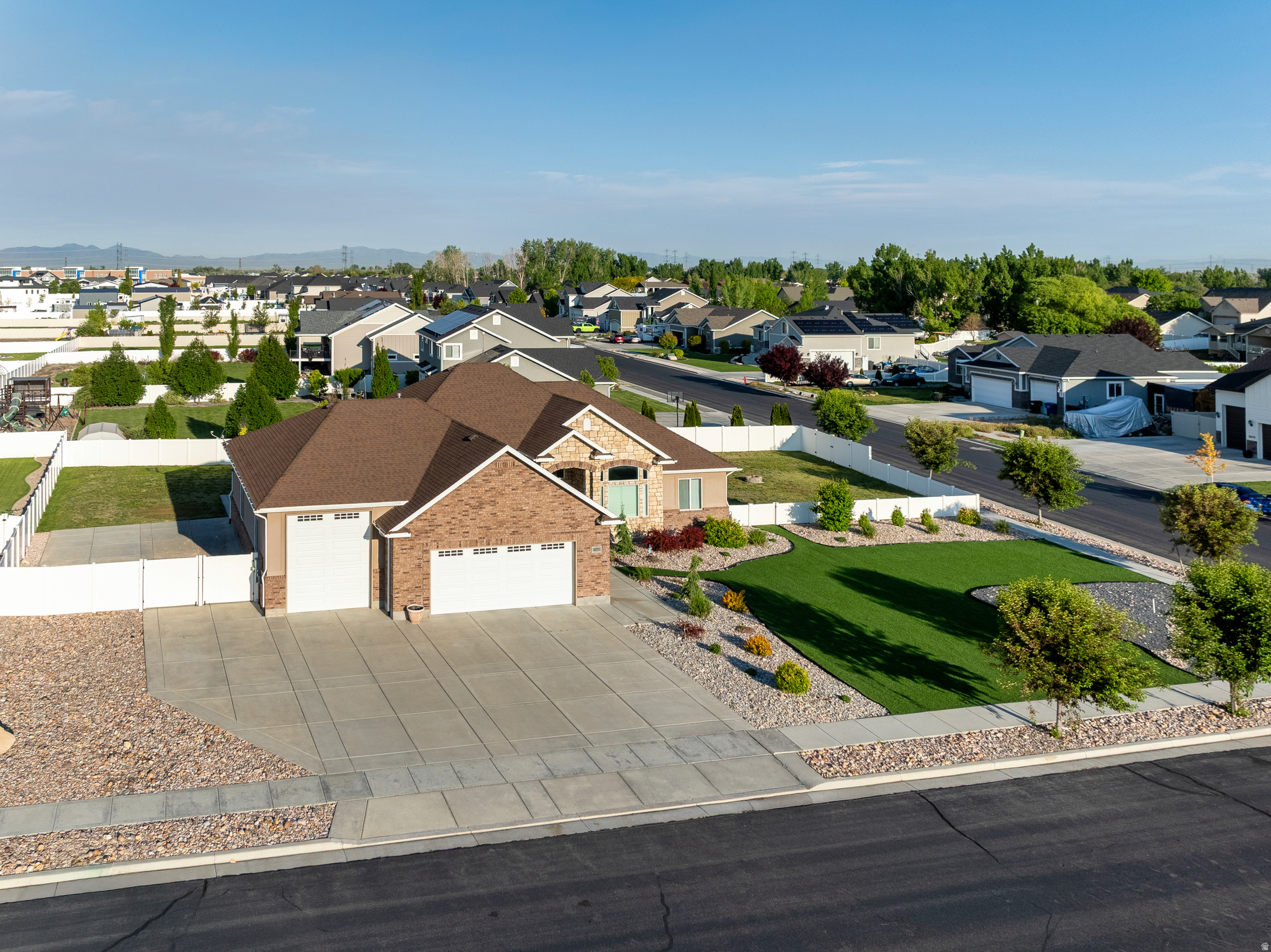 REMUDA COURT - Residential