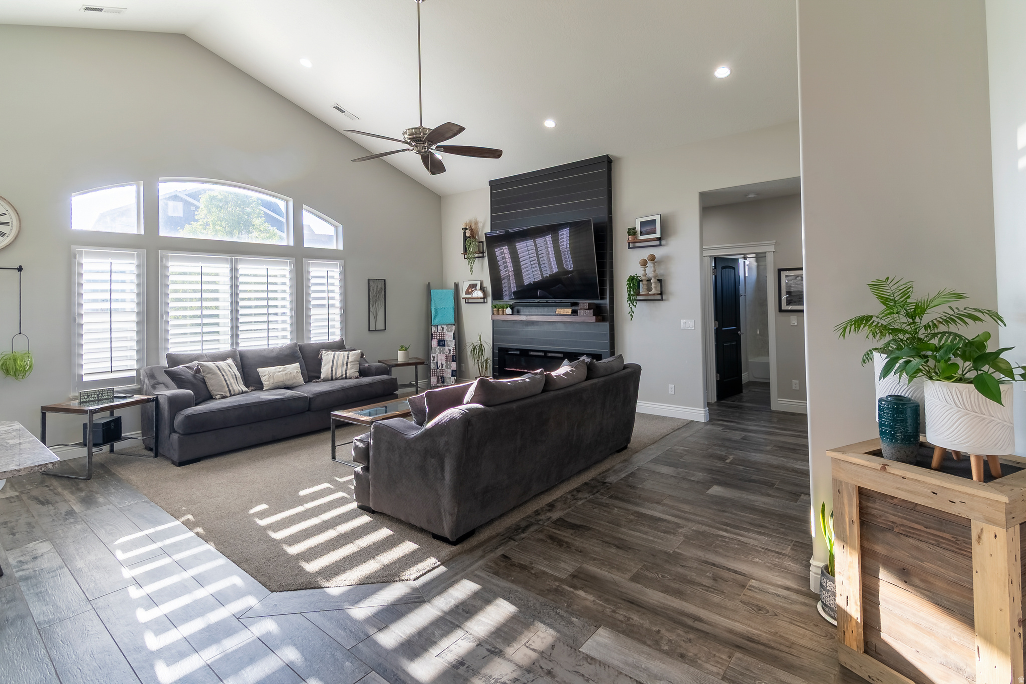REMUDA COURT - Residential