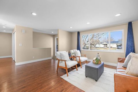 Tiny photo for 186 E BRENT CIR. Cir S, Sandy, UT 84070 (MLS # 2137703)