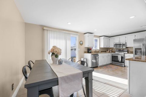 Tiny photo for 186 E BRENT CIR. Cir S, Sandy, UT 84070 (MLS # 2137703)