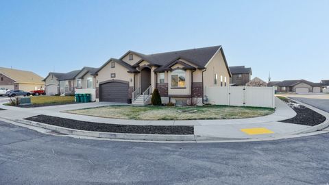 Tiny photo for 1115 S 1425 W, Clearfield, UT 84015 (MLS # 2133172)