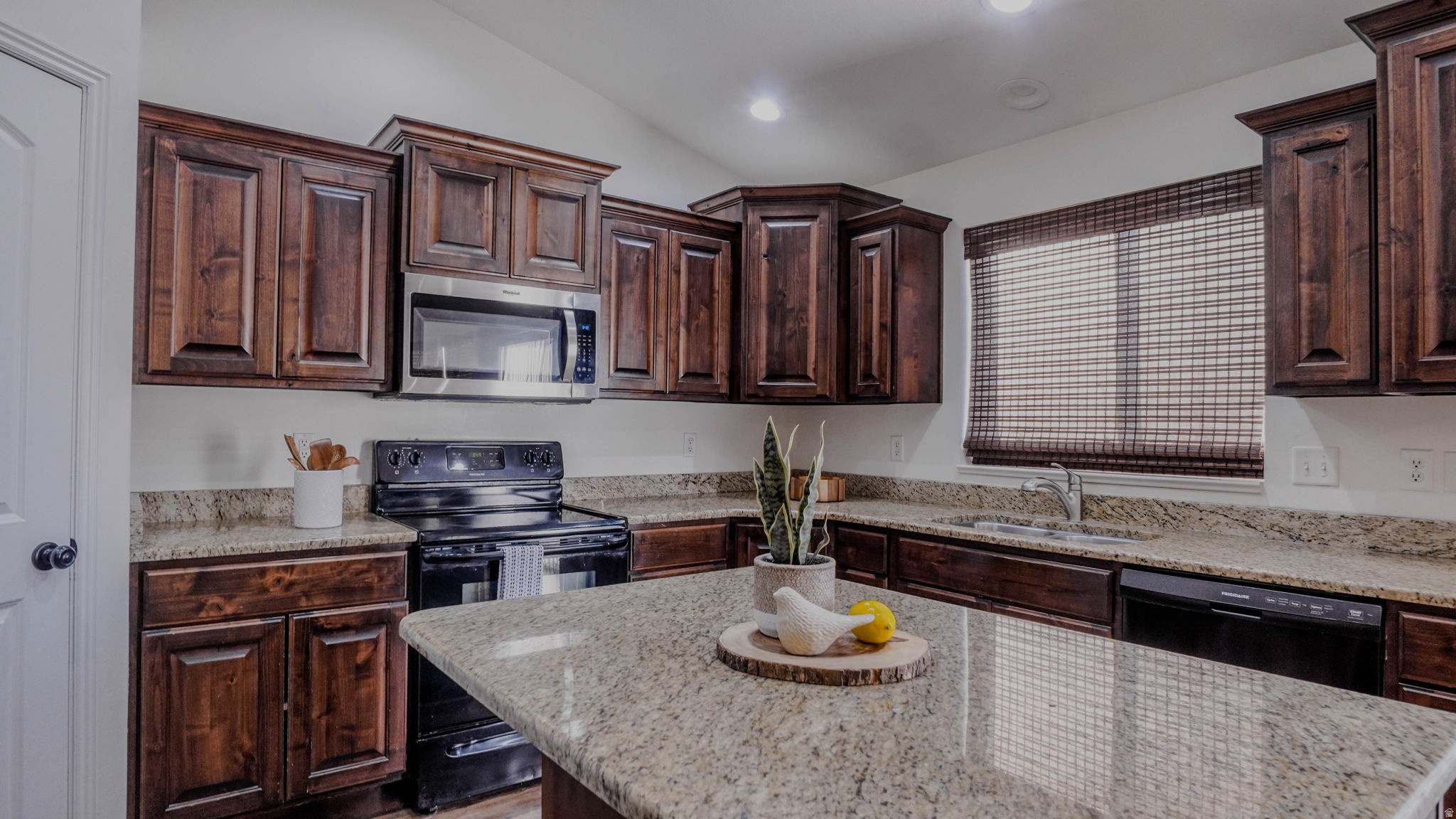 TANNER HERITAGE ESTATES - Residential