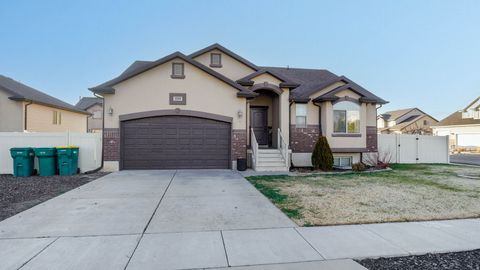Tiny photo for 1115 S 1425 W, Clearfield, UT 84015 (MLS # 2133172)