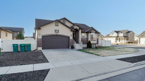 Photo of 1115 S 1425 W, Clearfield, UT 84015 (MLS # 2133172)