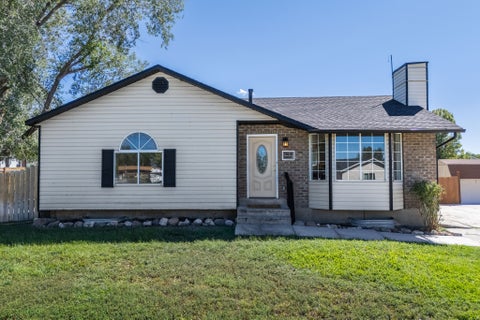 Photo of 799 W 1150 S, Payson, UT 84651 (MLS # 2184154)
