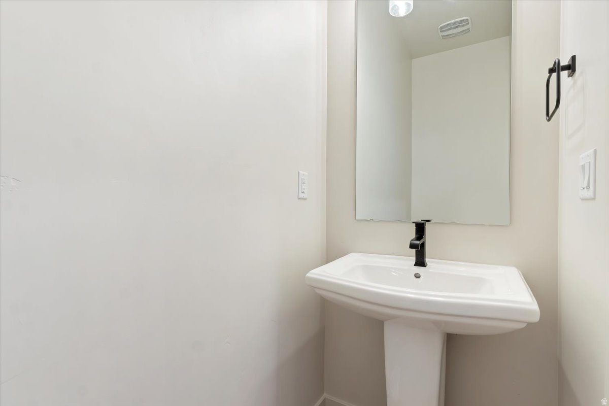 CLIFTON PLACE - Residential