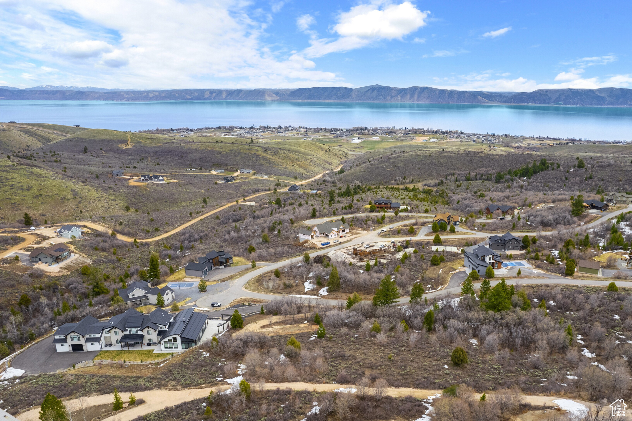 SHUNDAHAI EAGLE FEATHER - Land