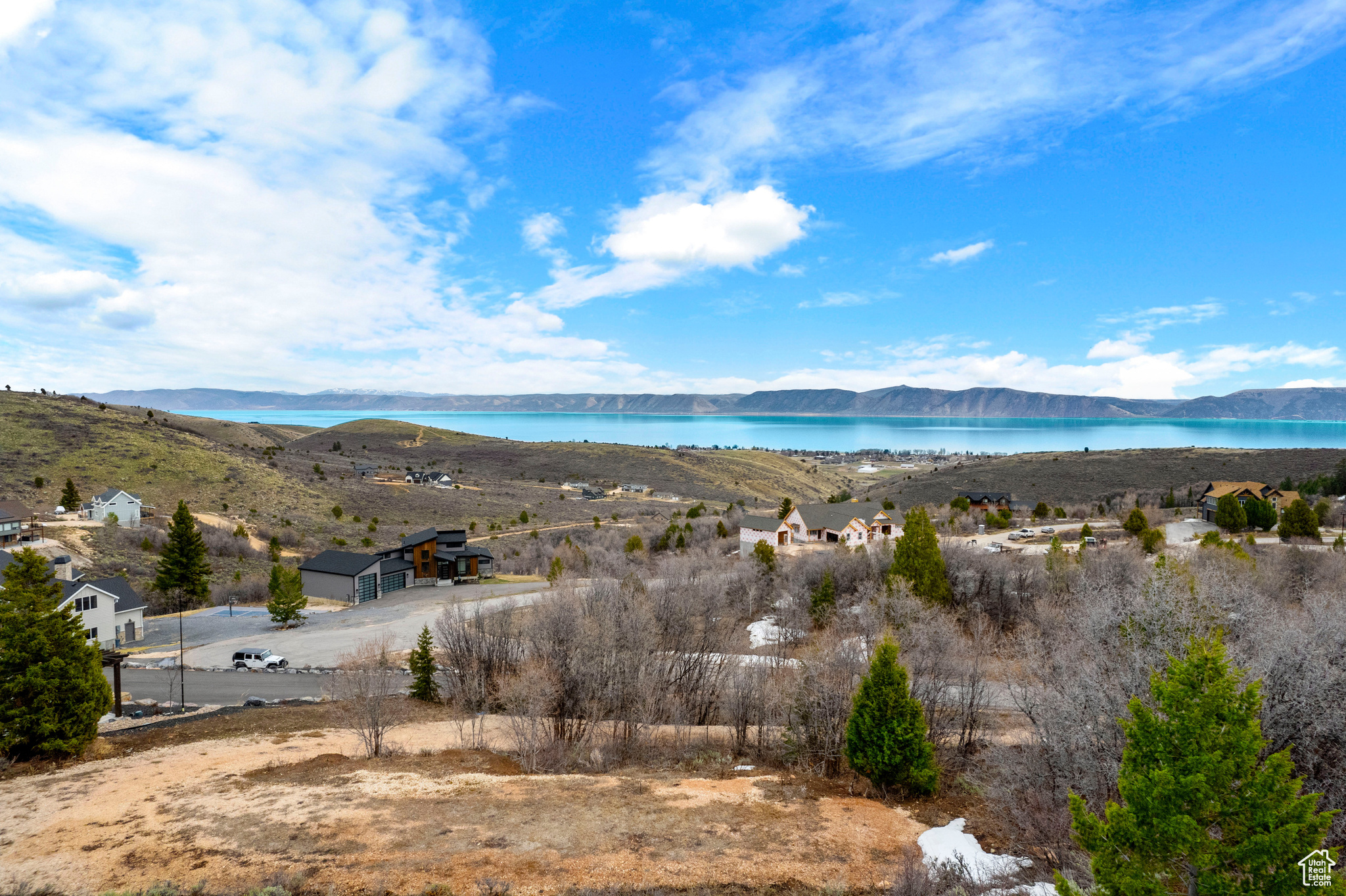 SHUNDAHAI EAGLE FEATHER - Land