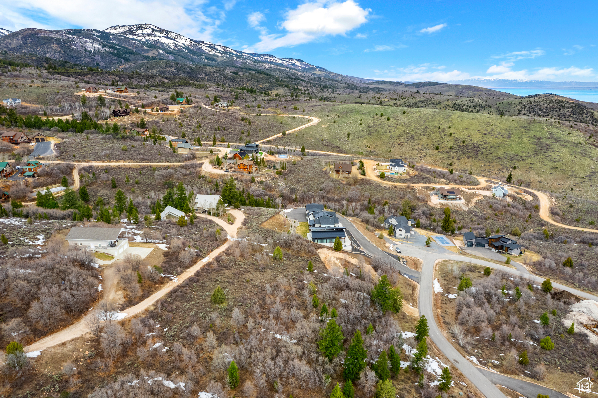 SHUNDAHAI EAGLE FEATHER - Land