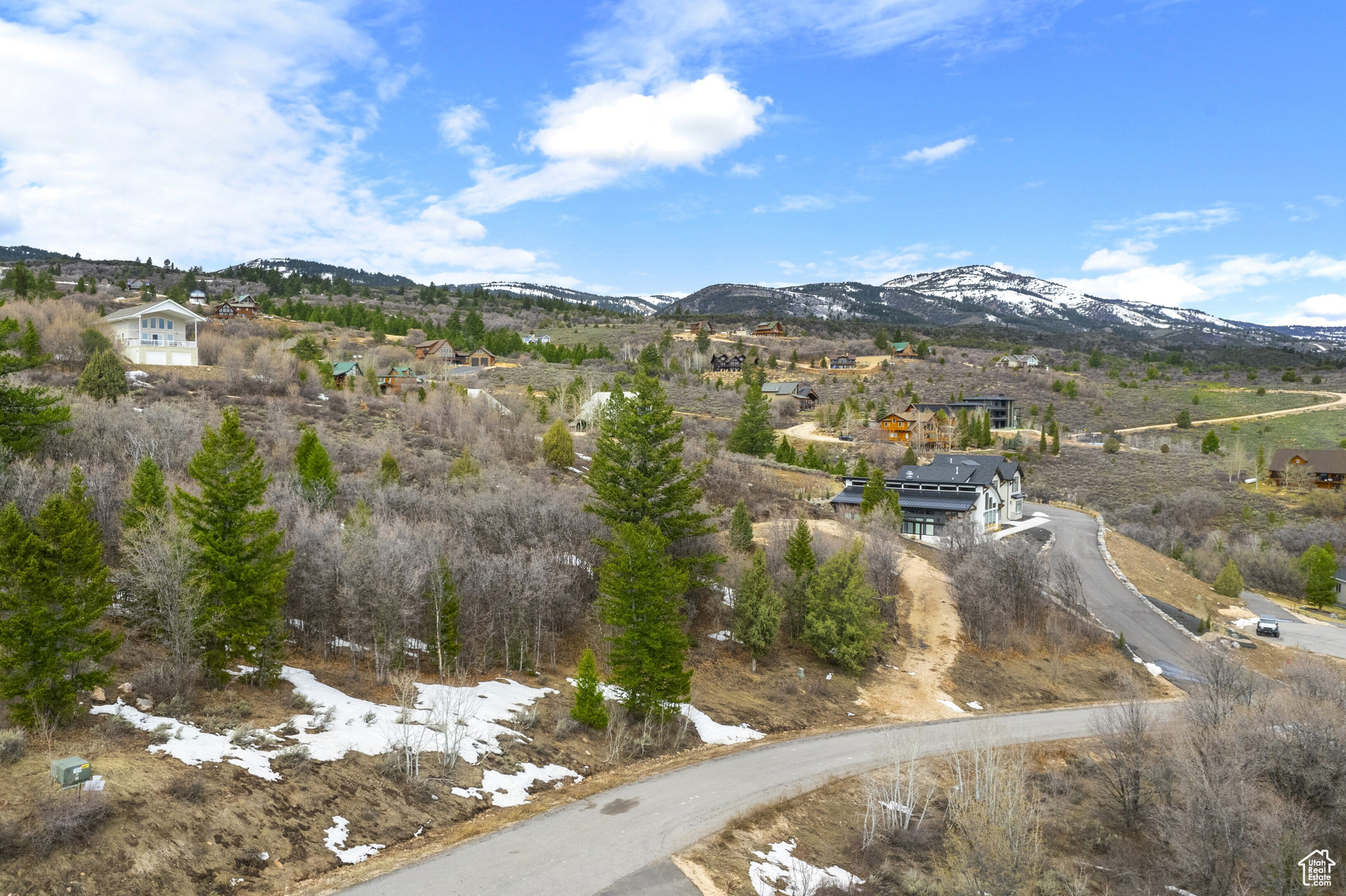 SHUNDAHAI EAGLE FEATHER - Land