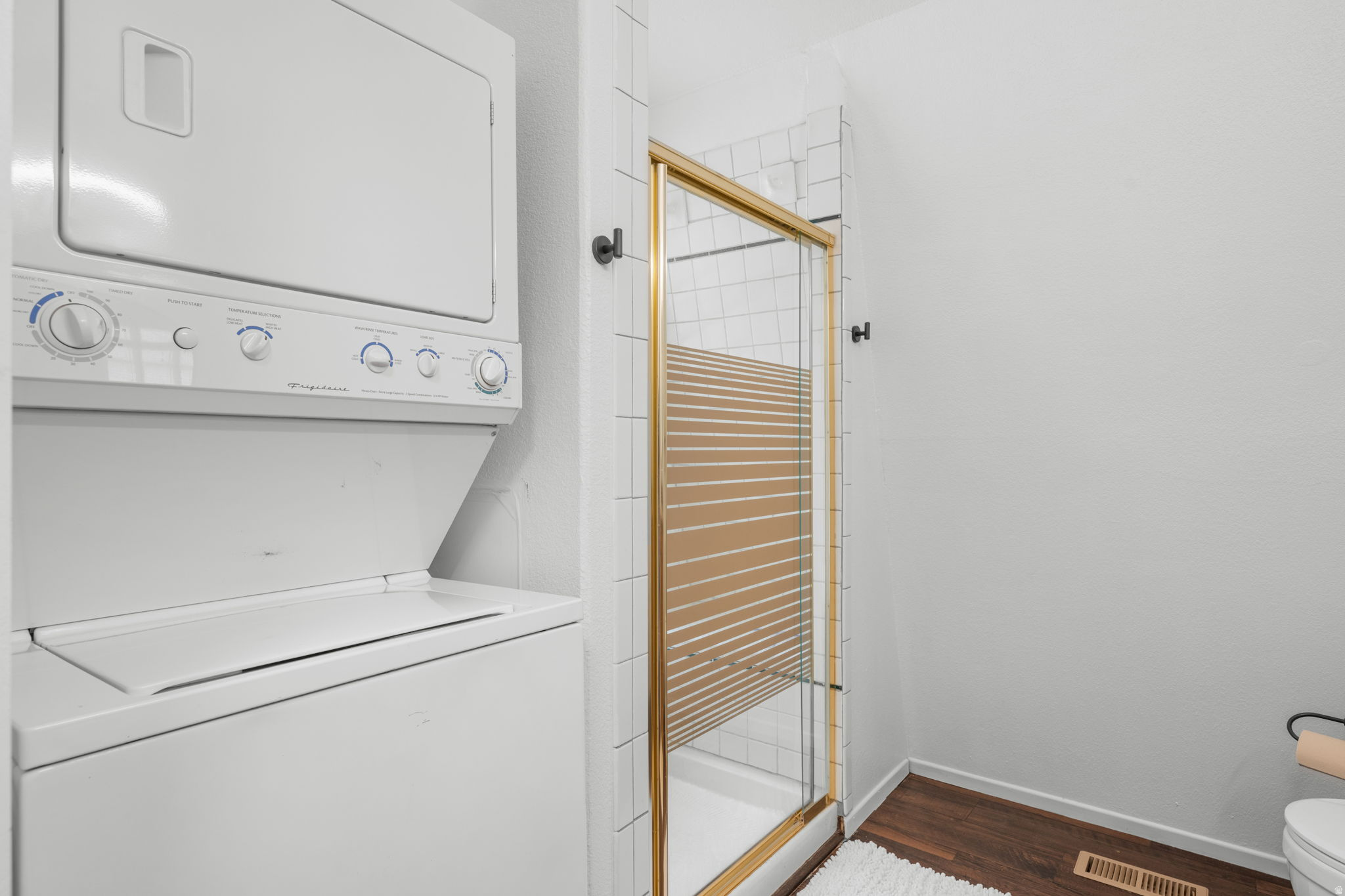 MOVIE RANCH SOUTH - Residential