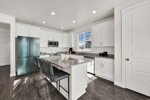 Tiny photo for 1341 W 650 S, Syracuse, UT 84075 (MLS # 2126619)