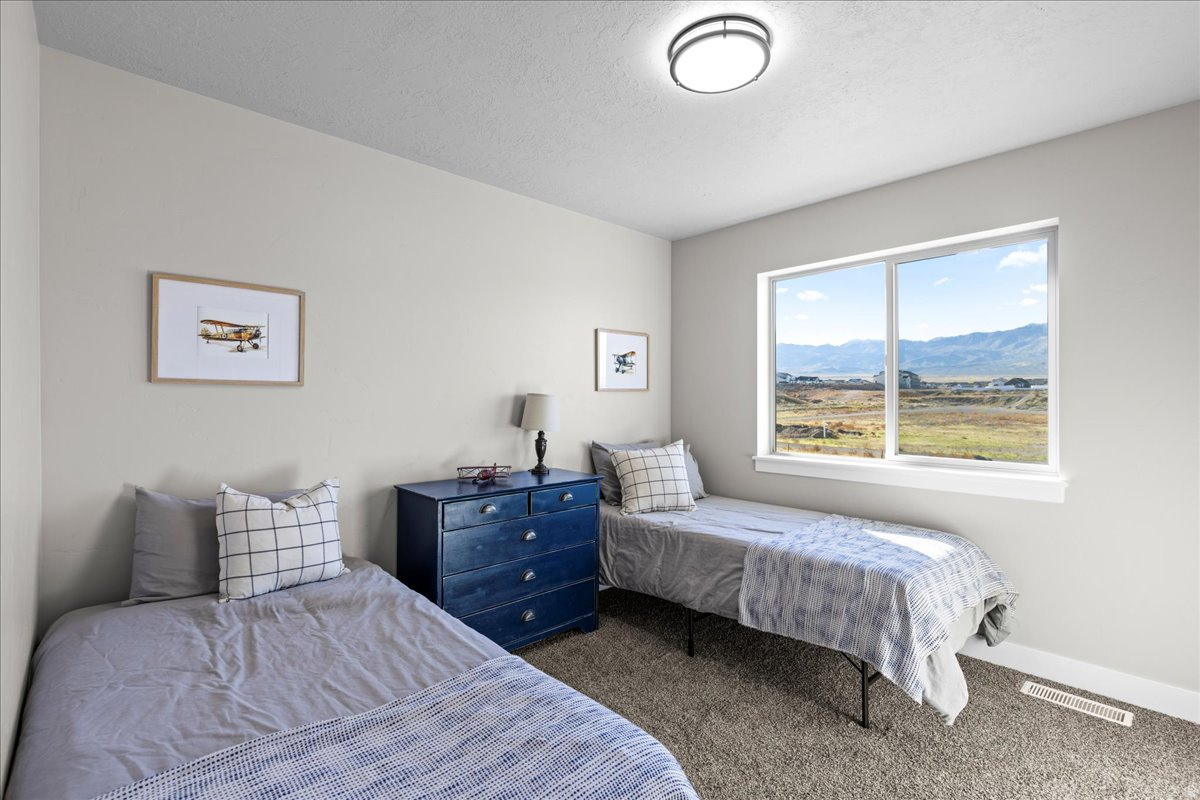 SPRINGFIELD ESTATES PHASE 2 - Residential