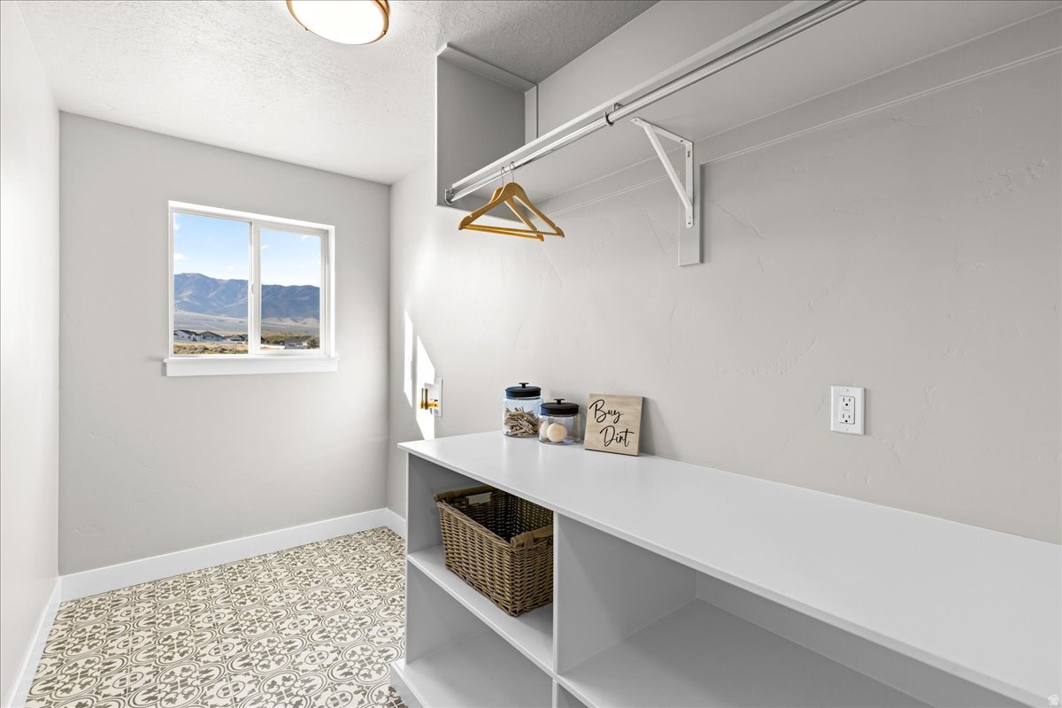 SPRINGFIELD ESTATES PHASE 2 - Residential