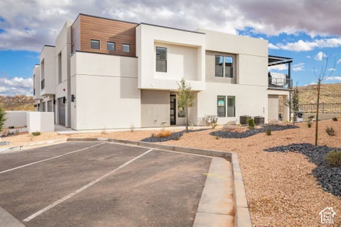 Tiny photo for 3534 E AMANECER LN, Washington, UT 84780 (MLS # 2189871)