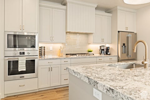 Tiny photo for 3534 E AMANECER LN, Washington, UT 84780 (MLS # 2189871)