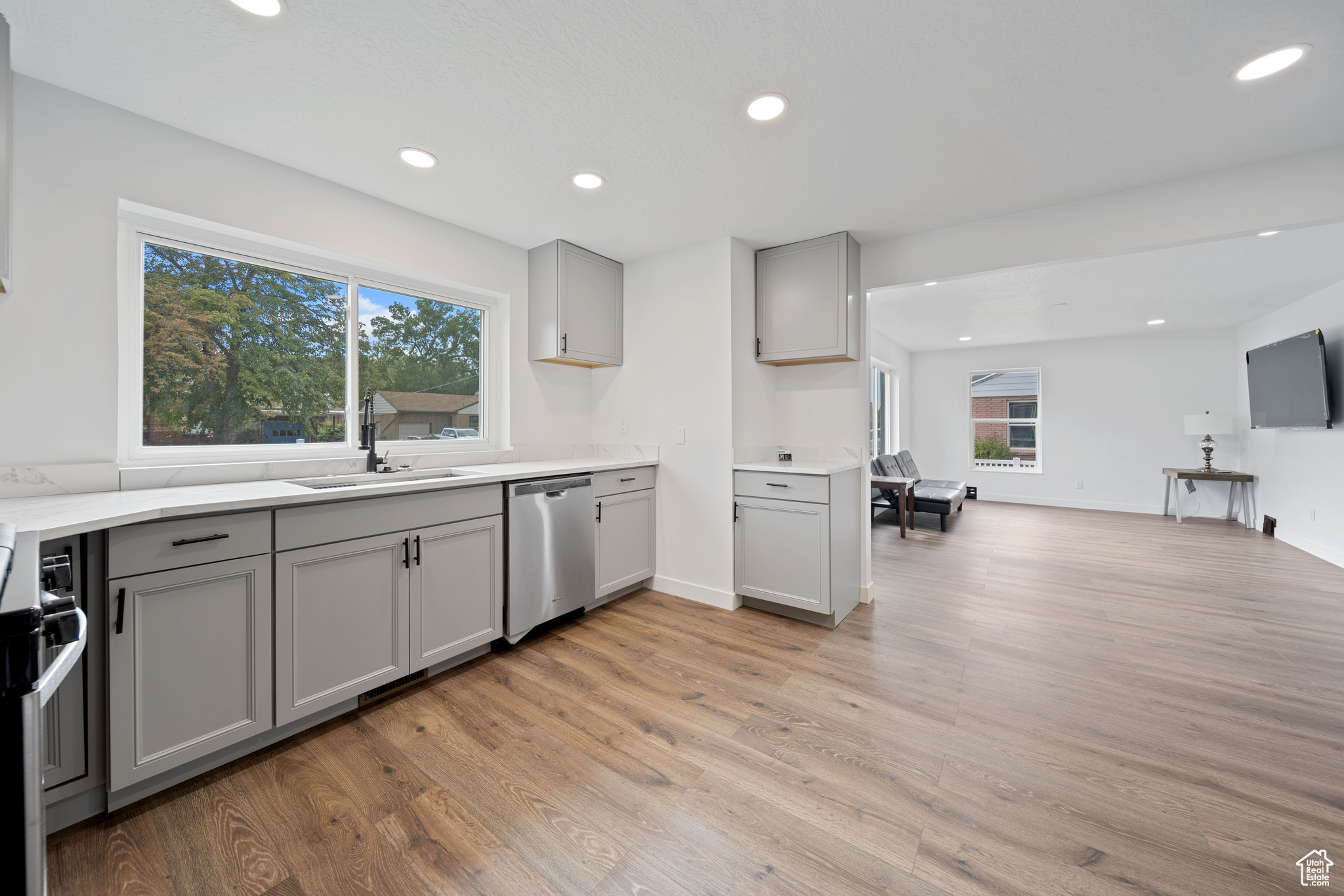 HILLSIDE HEIGHTS - Residential