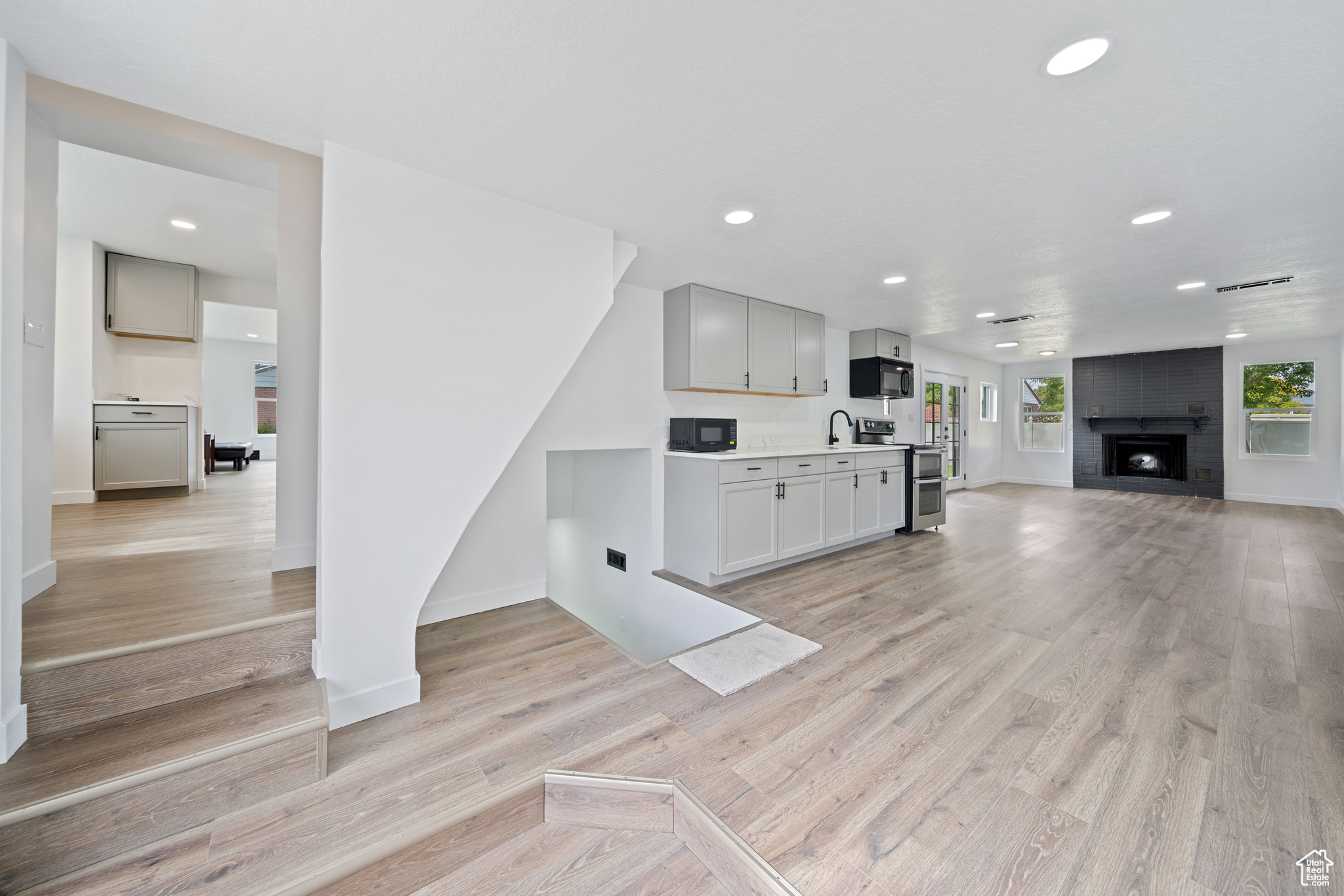 HILLSIDE HEIGHTS - Residential