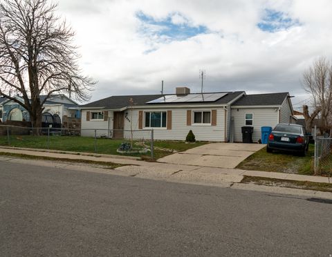 Tiny photo for 4944 S 4900 W, Salt Lake City, UT 84118 (MLS # 2129852)