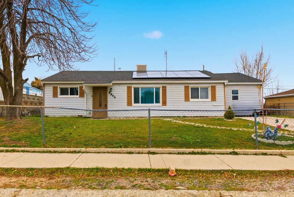 Photo of 4944 S 4900 W, Salt Lake City, UT 84118 (MLS # 2129852)