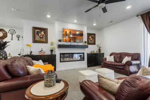 Tiny photo for 3628 S NOBLE DR, Washington, UT 84780 (MLS # 2180545)