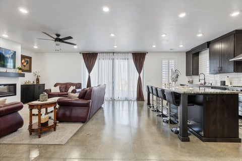Tiny photo for 3628 S NOBLE DR, Washington, UT 84780 (MLS # 2180545)