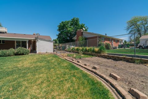 Tiny photo for 322 E LANE CIR, Sandy, UT 84070 (MLS # 2158489)