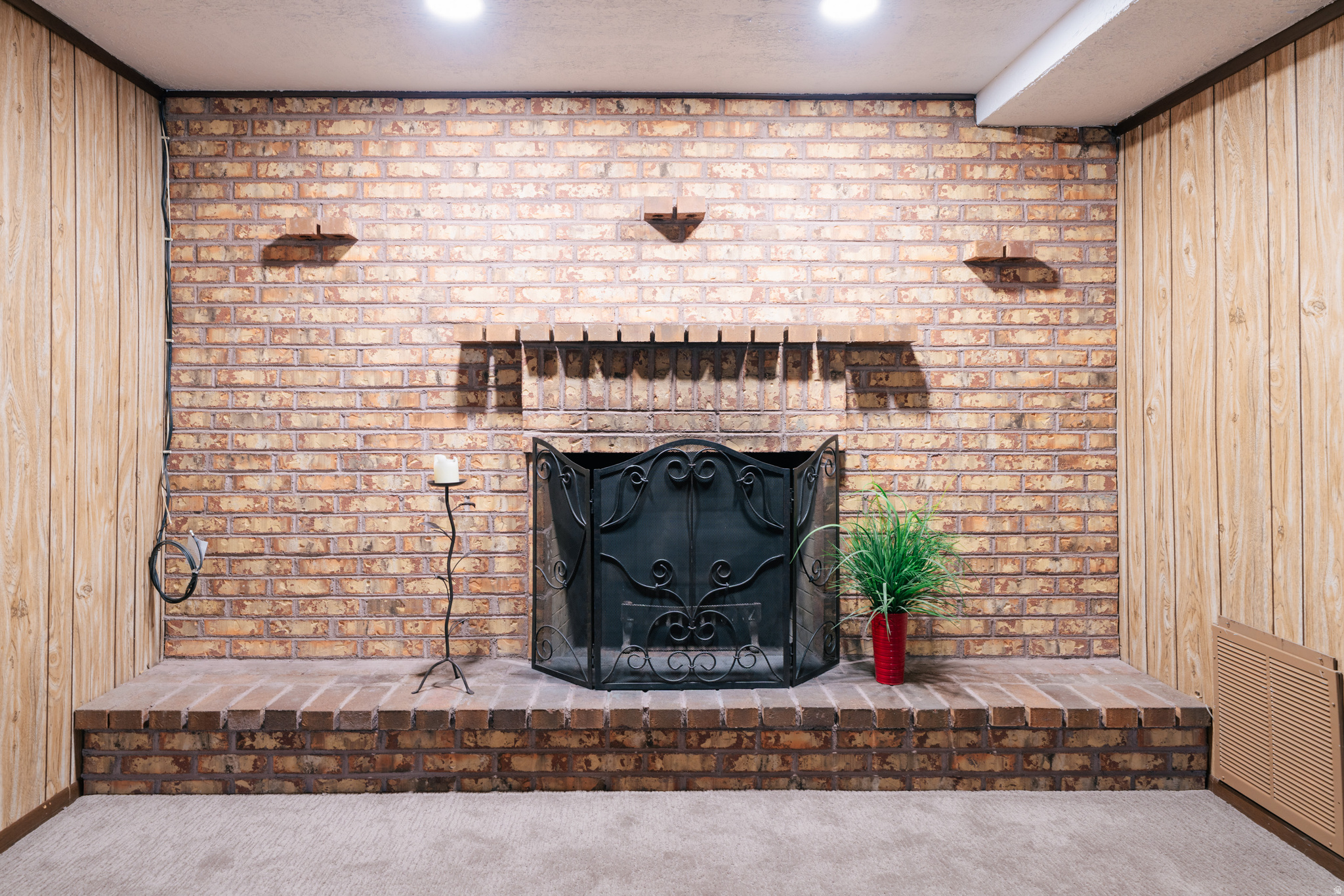 PINES - Residential